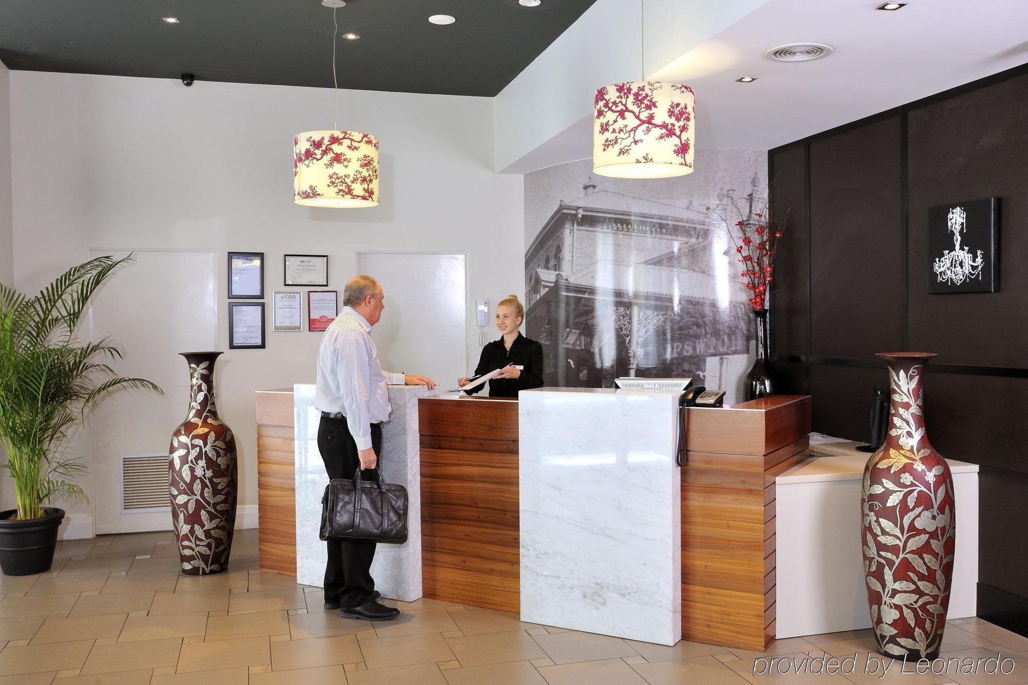 Metro Hotel Ipswich International Ngoại thất bức ảnh