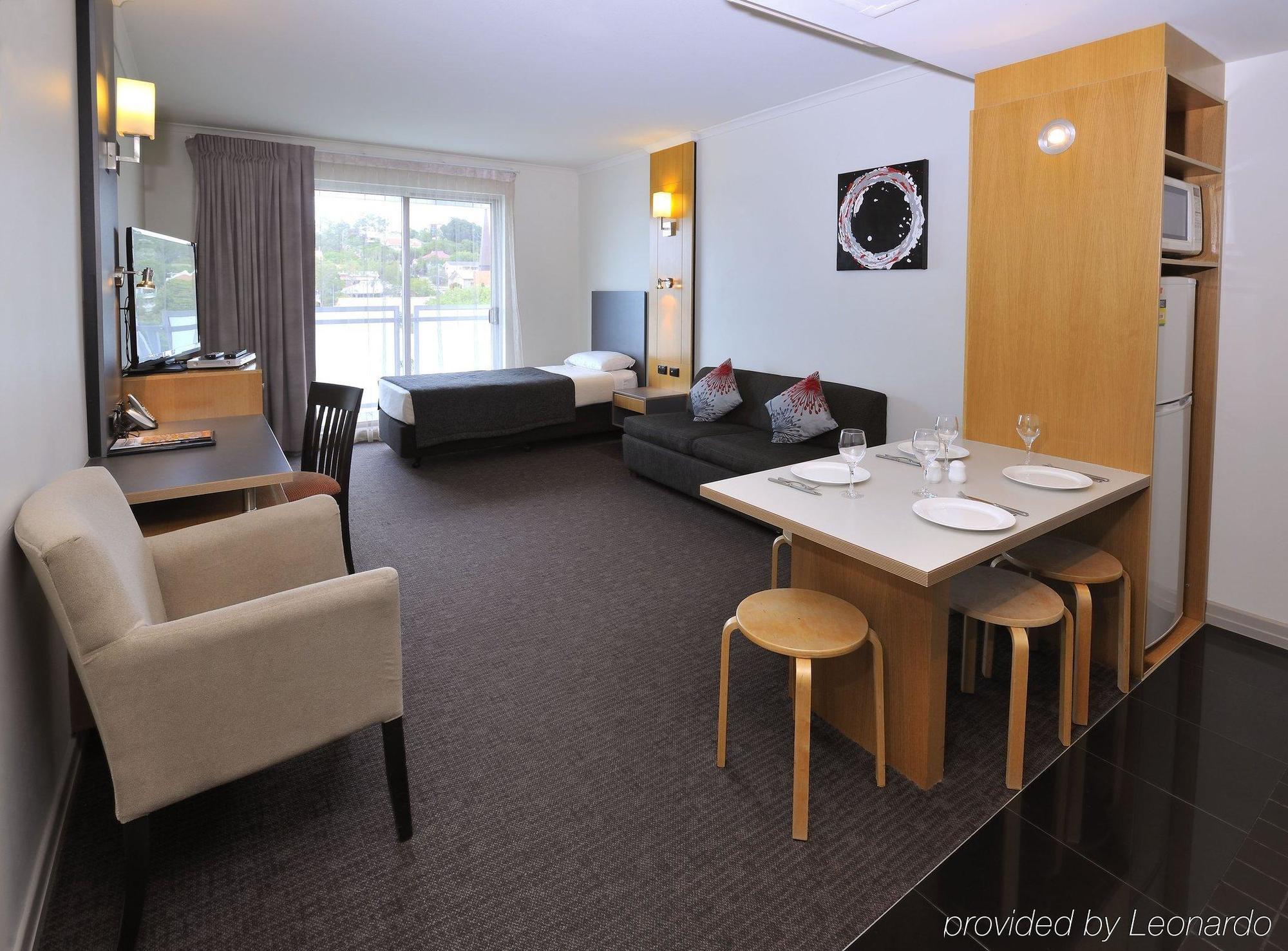 Metro Hotel Ipswich International Ngoại thất bức ảnh