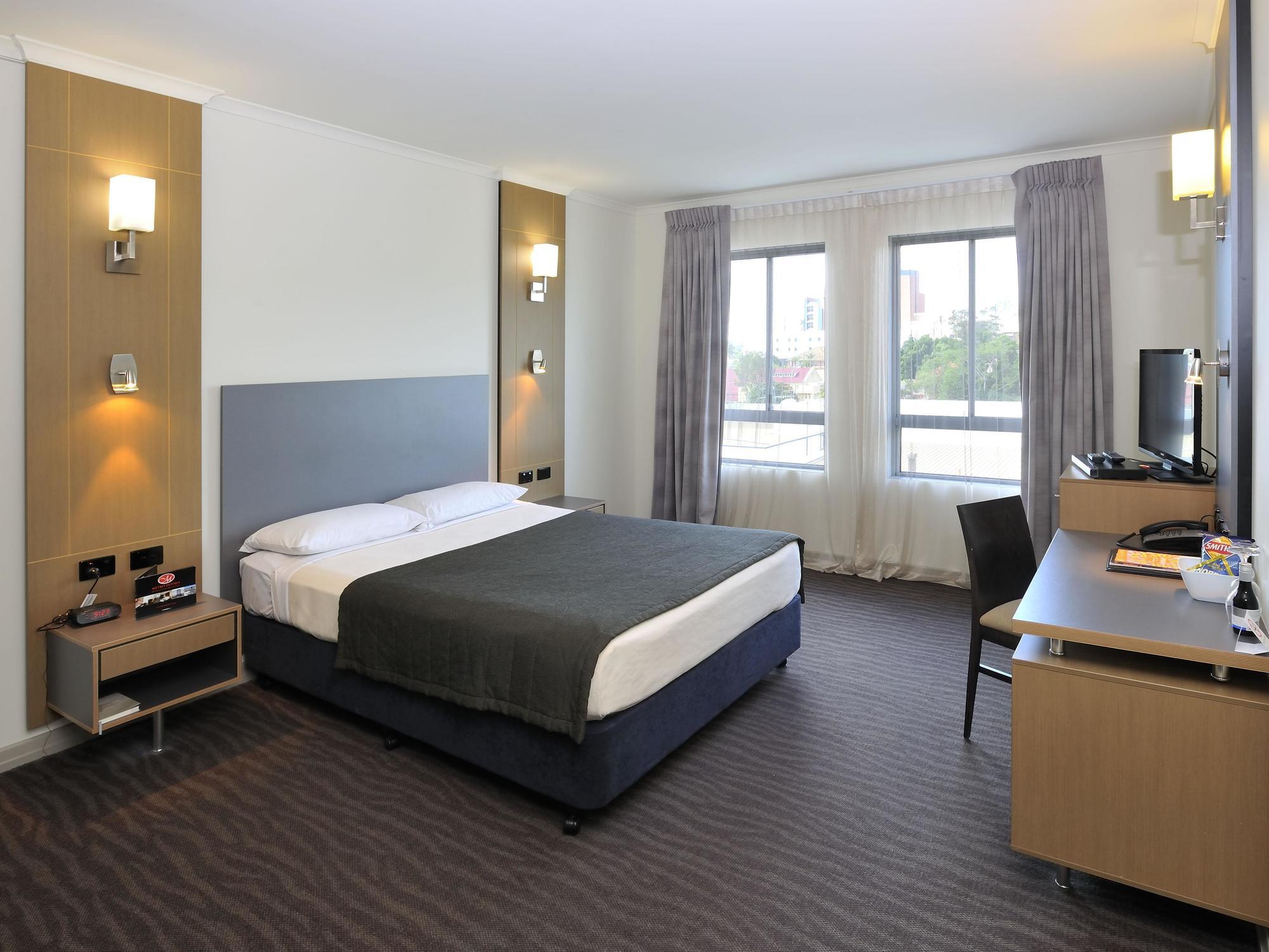 Metro Hotel Ipswich International Ngoại thất bức ảnh