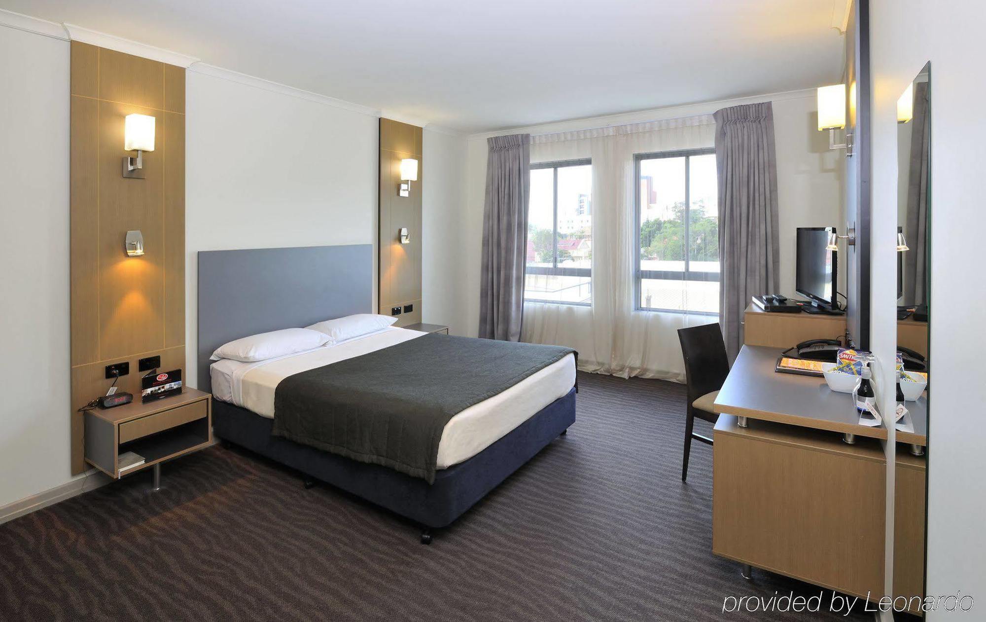 Metro Hotel Ipswich International Ngoại thất bức ảnh