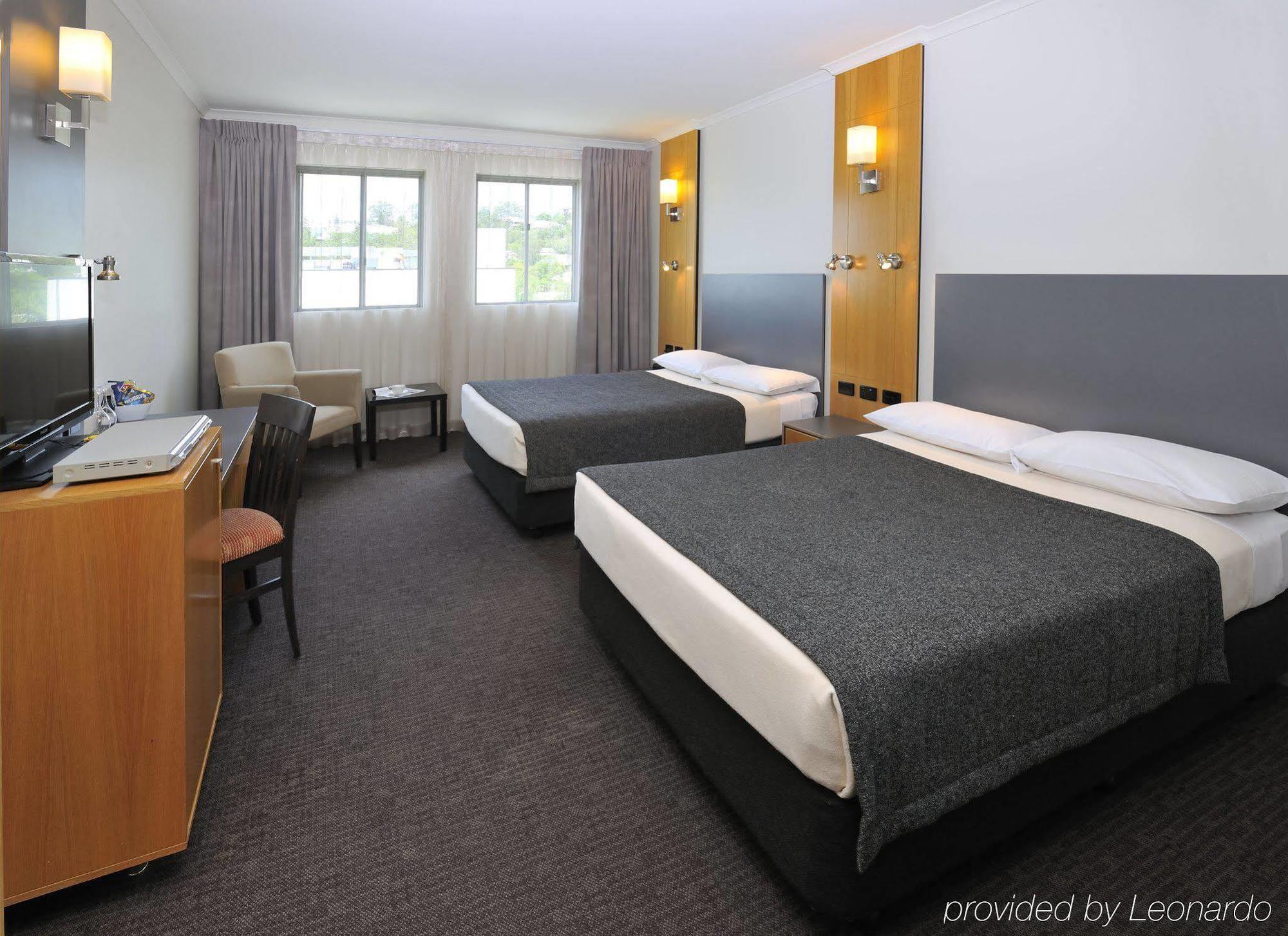 Metro Hotel Ipswich International Ngoại thất bức ảnh