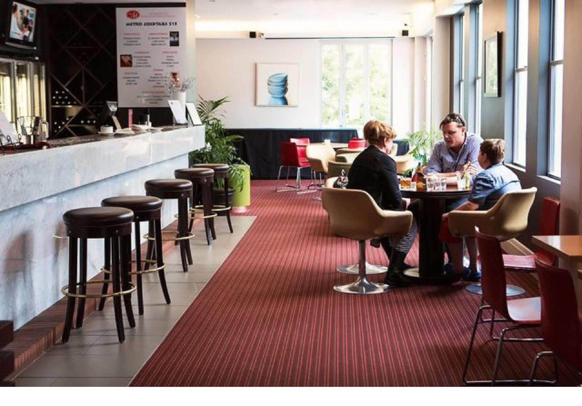 Metro Hotel Ipswich International Ngoại thất bức ảnh